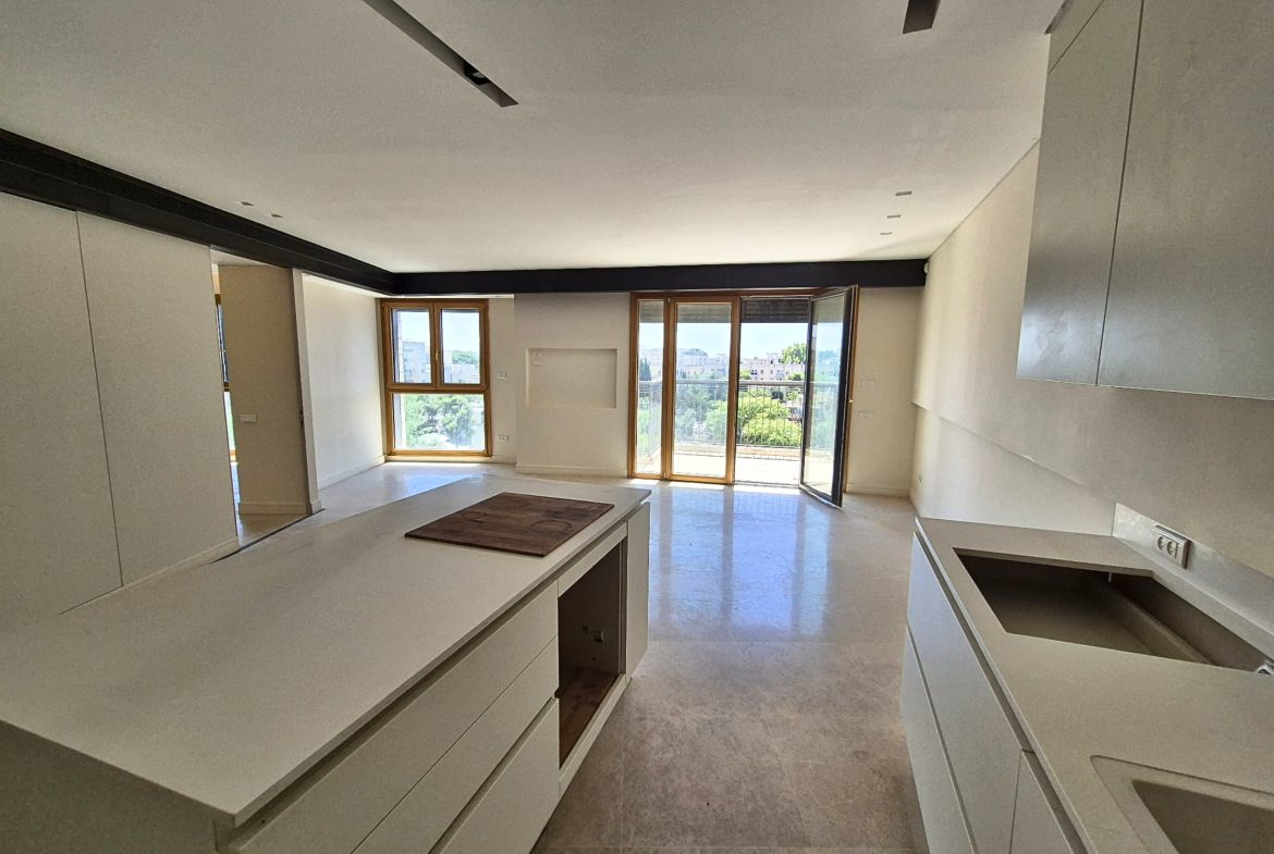 Property For Sale Jerusalem | Luxury large 2 room apartment in Jerusalem